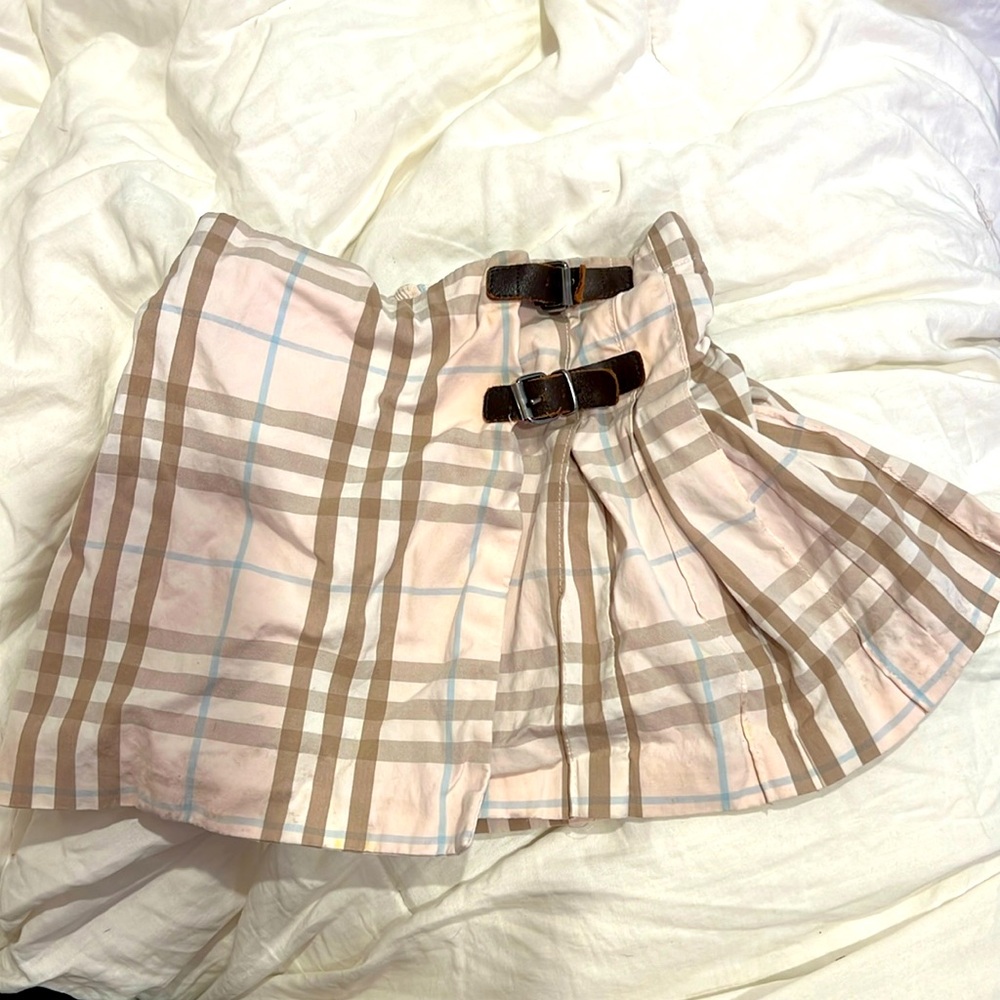 GUC Burberry Pink Plaid Skirt with Buckles 2Y